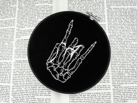 Skeleton Rock n Roll Hand